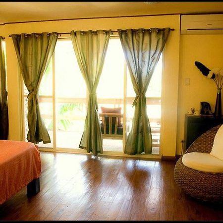 แองเจลินา บีช รีสอร์ต แอนด์ อิตาเลียน เรสเทอรองต์ มาลาปาสกัว Hotel เกาะมาลาปัสกัว ภายนอก รูปภาพ