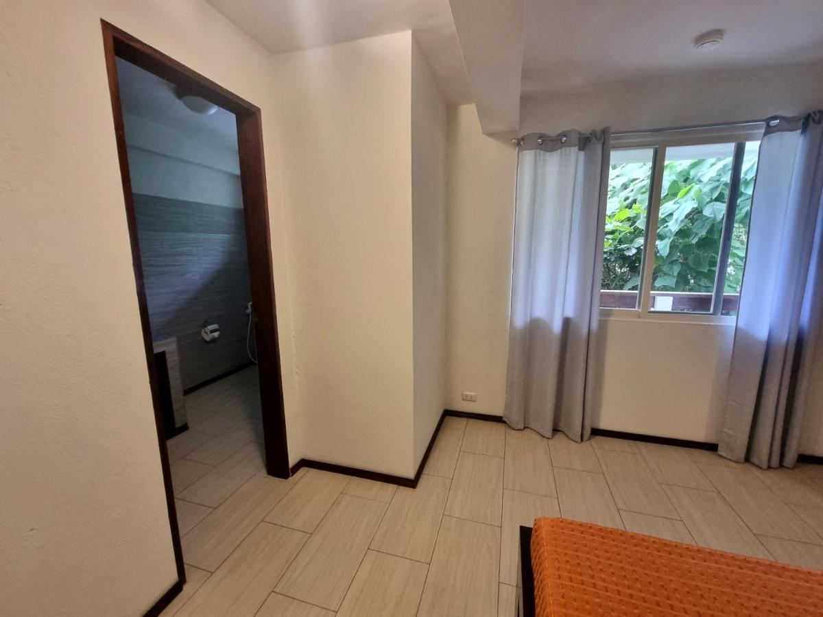 แองเจลินา บีช รีสอร์ต แอนด์ อิตาเลียน เรสเทอรองต์ มาลาปาสกัว Hotel เกาะมาลาปัสกัว ภายนอก รูปภาพ
