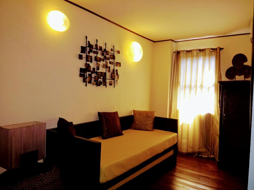 แองเจลินา บีช รีสอร์ต แอนด์ อิตาเลียน เรสเทอรองต์ มาลาปาสกัว Hotel เกาะมาลาปัสกัว ภายนอก รูปภาพ