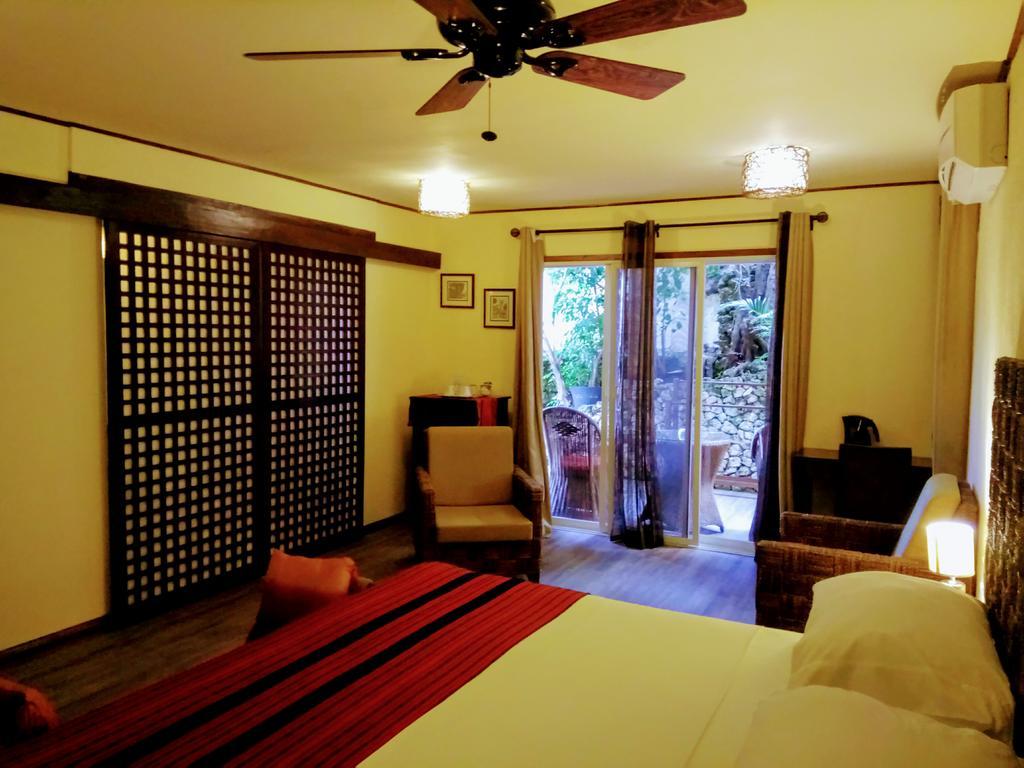 แองเจลินา บีช รีสอร์ต แอนด์ อิตาเลียน เรสเทอรองต์ มาลาปาสกัว Hotel เกาะมาลาปัสกัว ภายนอก รูปภาพ